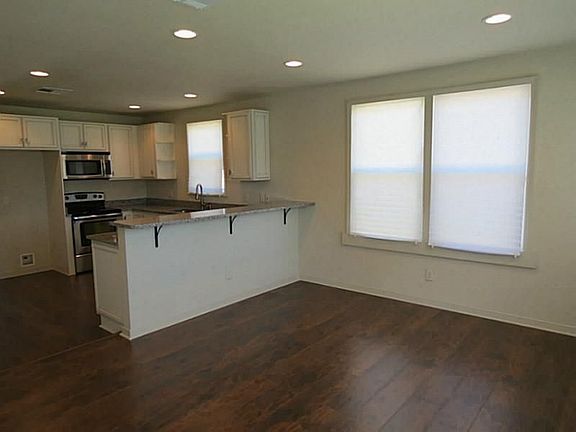 5th image of 6325 Mandeville St