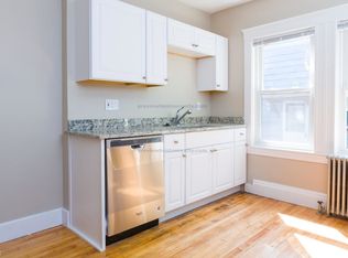 48 S Crescent Circuit #1AW, Brighton, MA 02135