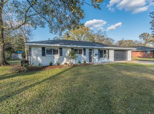 105 Charles Dr, Lafayette, LA 70508