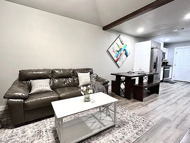 1209 Walmsley Ave — Photo 5