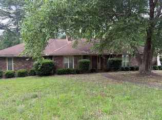 6939 Widgeon Dr, Midland, GA 31820