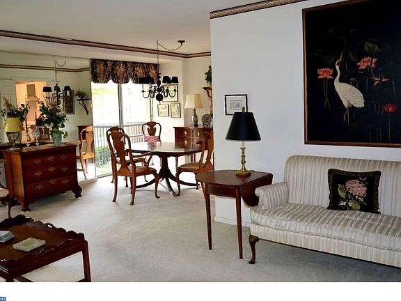 3rd image of 2401 Pennsylvania Ave APT 206