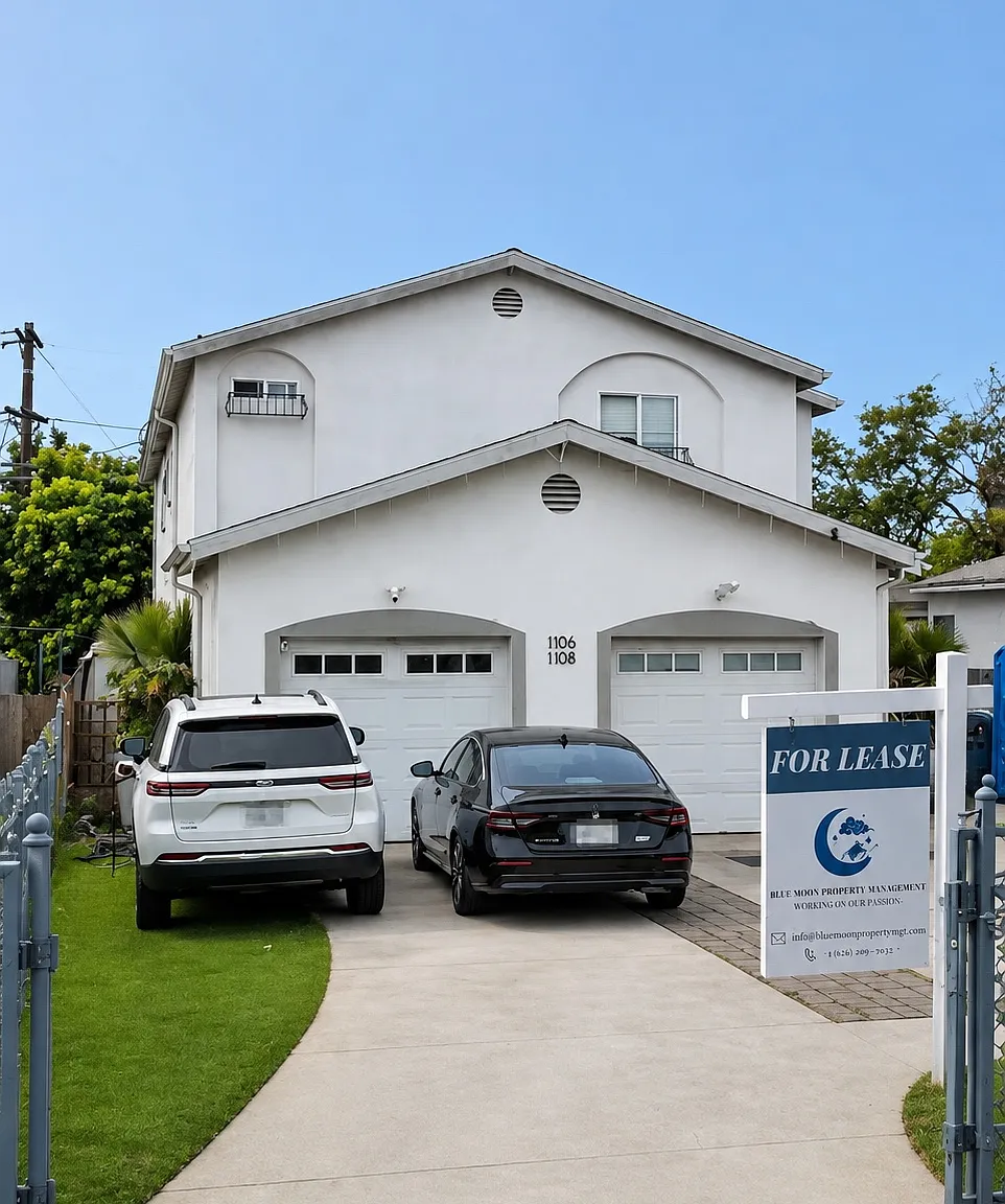4 bed, $3,100 — Photo 1