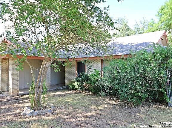 3rd image of 4631 La Loma St