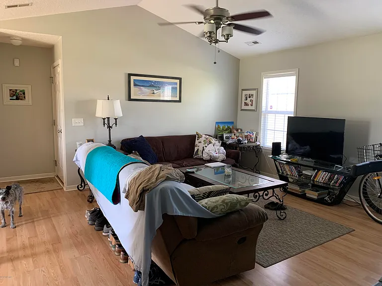 7513 Brittany Lakes Dr — Photo 2