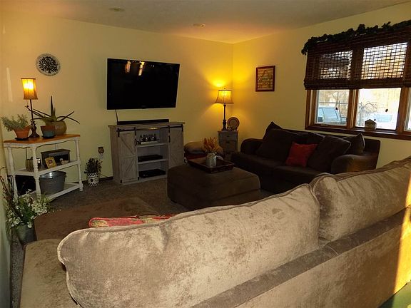 5th image of 54897 Harmony Ln