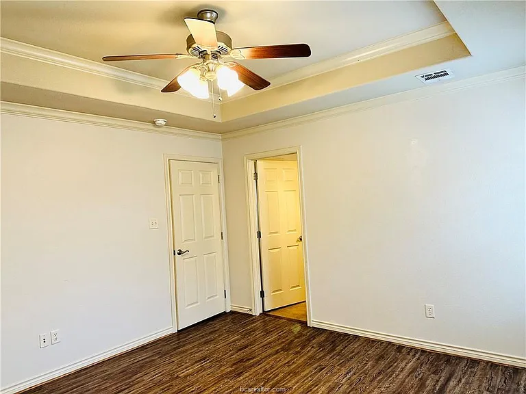 914 Crystal Dove Ave — Photo 10
