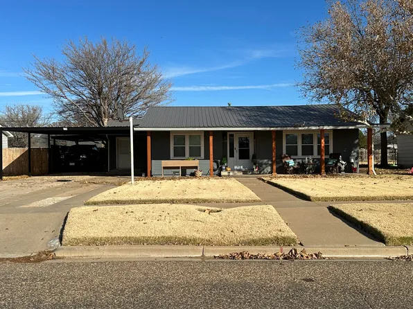 2204 W 19th St, Plainview, TX 79072