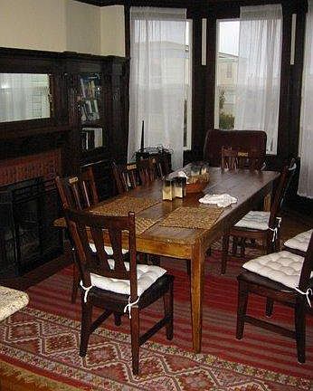 Box beam ceiling, built-ins, period details, crown moldings
