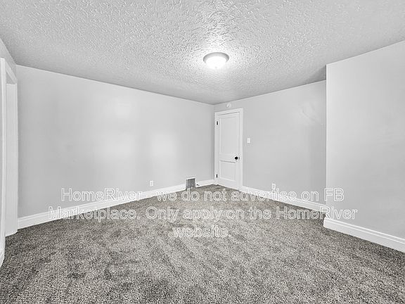 5th image of 2304 Rockford Ln