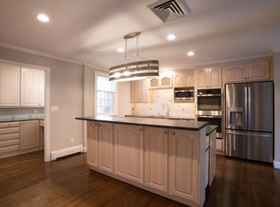 39-41 Pudding Stone Ln #1, Newton Center, MA 02459