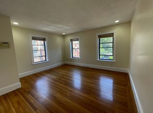 12 Dean Rd #A3, Brookline, MA 02445