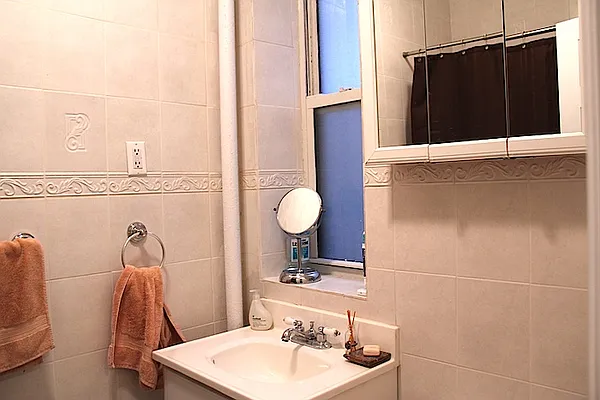 Rented by Maz Group NY | media 46