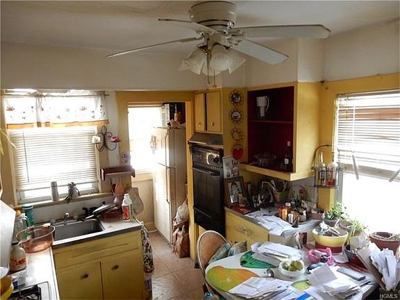 5th image of 663 Lafayette Ave