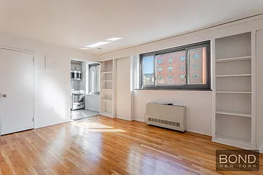 Rented by Bond New York