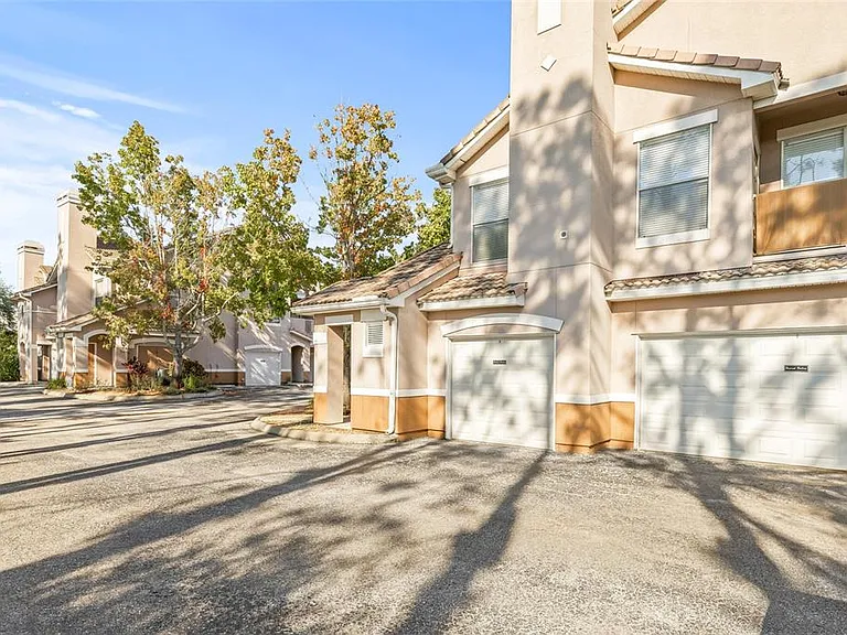 18006 Villa Creek Dr — Photo 34