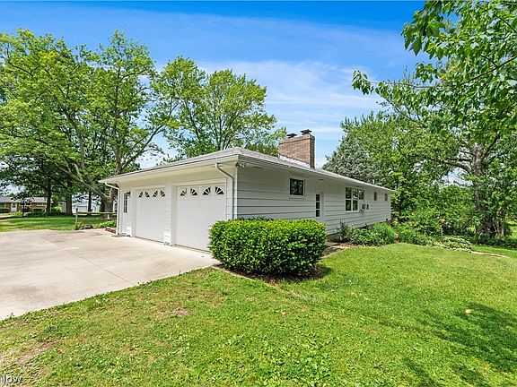 5th image of 7018 Pilot Knob Ave NE