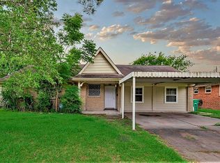 4707 Brookfield Dr, Houston, TX 77045