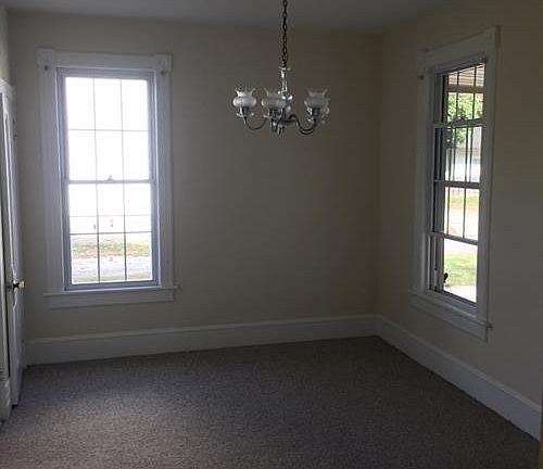 5th image of 32 Bank St #B
