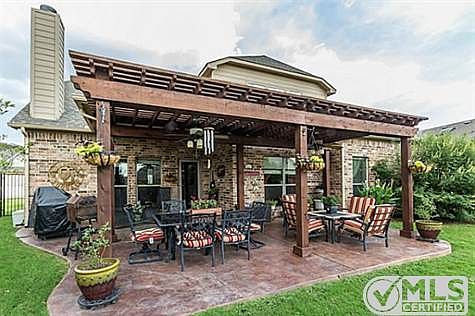 5th image of 605 Sydney Ln