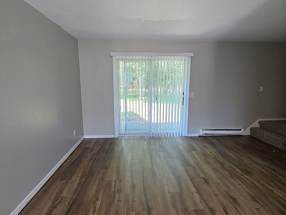 1st image of 333 Odanah Ave APT 4C