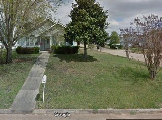 400 Denise St, Dothan, AL 36305