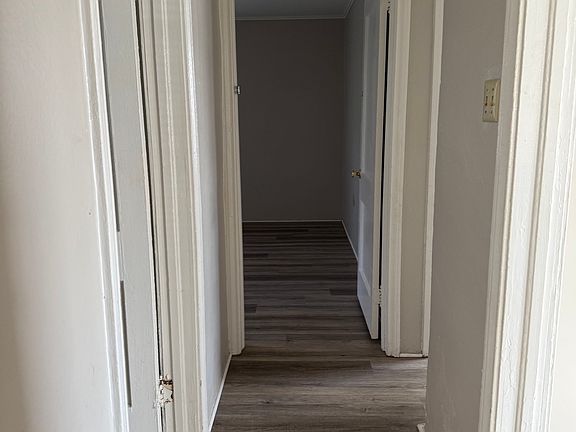 3rd image of 655 W 4th St