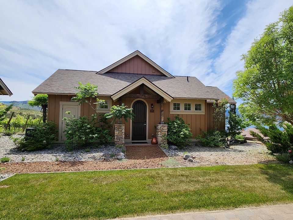 1st image of 136 Village Way