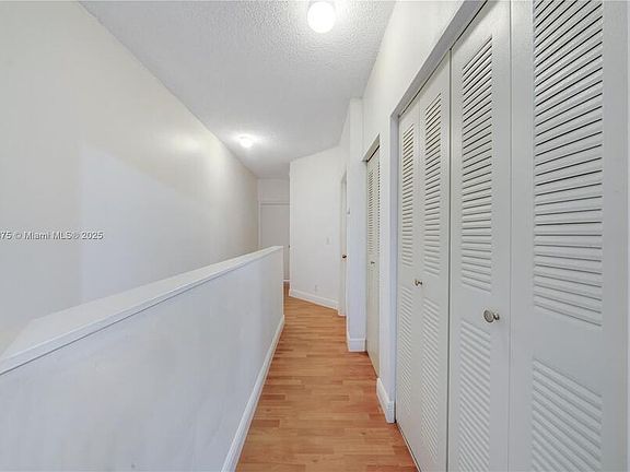 3rd image of 1503 Veracruz Ln
