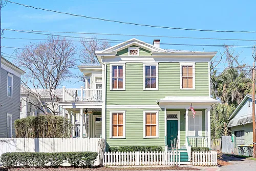 1815 Barnard St Photo 1