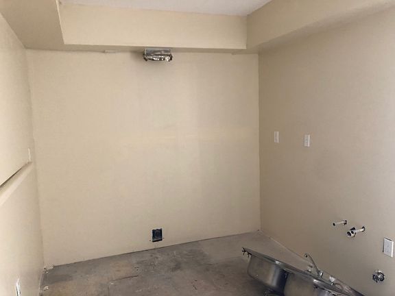 3rd image of 4900 Southworth Ct