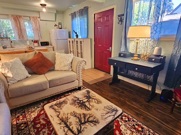 (undisclosed Address)