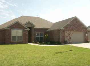 2035 Willow Ridge Ave, Springdale, AR 72764