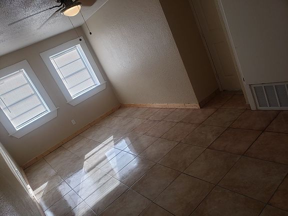 4th image of 6905 NW 13th St #12D