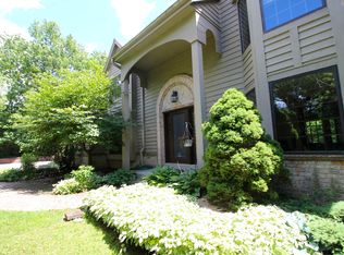 W5596 Briarwood Rd, Elkhorn, WI 53121