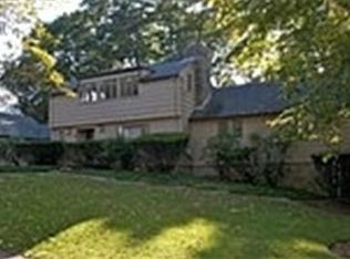 28 Devens Rd, Swampscott, MA 01907