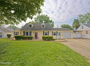 1038 Horvath St, Schenectady, NY 12303