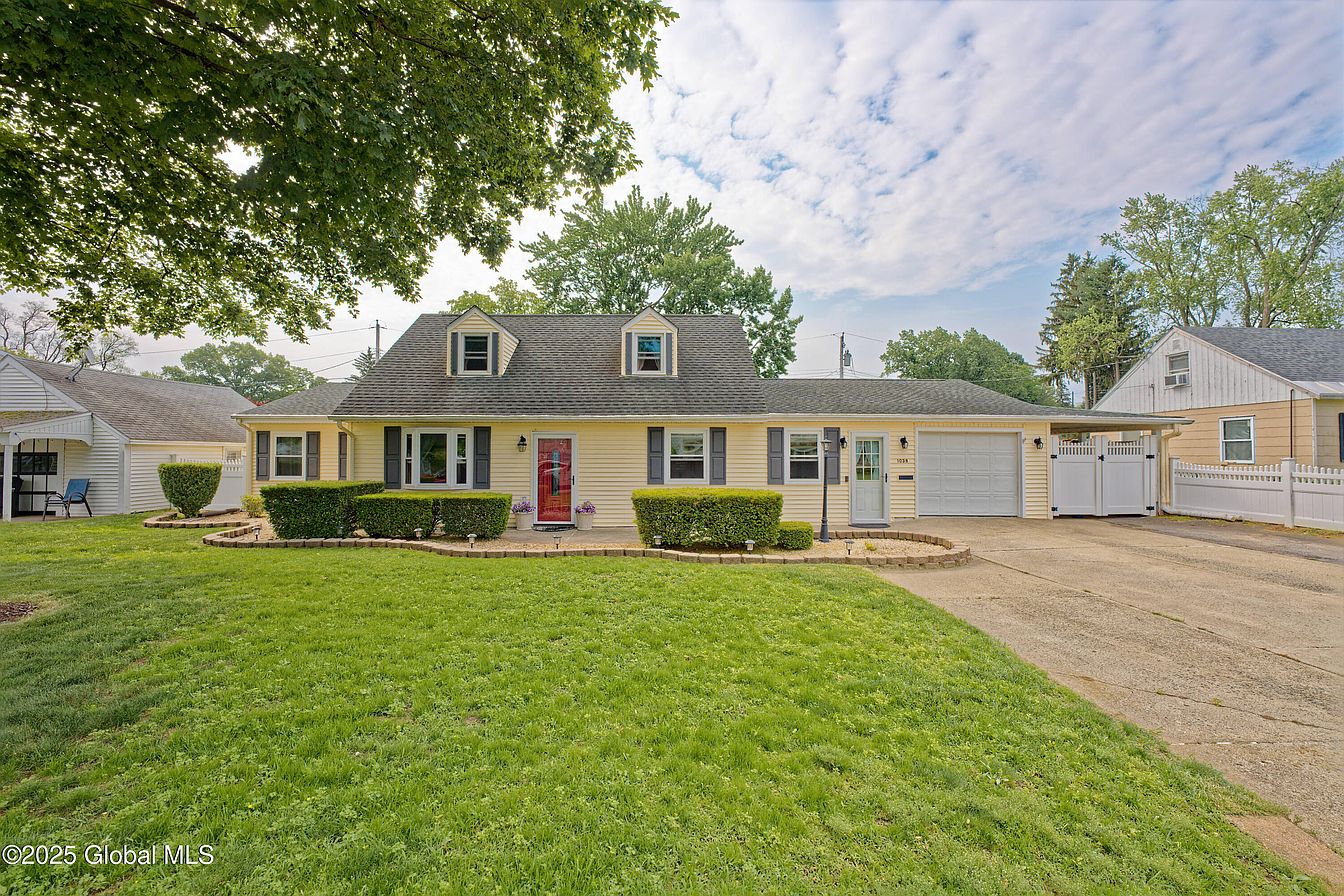 1st image of 1038 Horvath Street