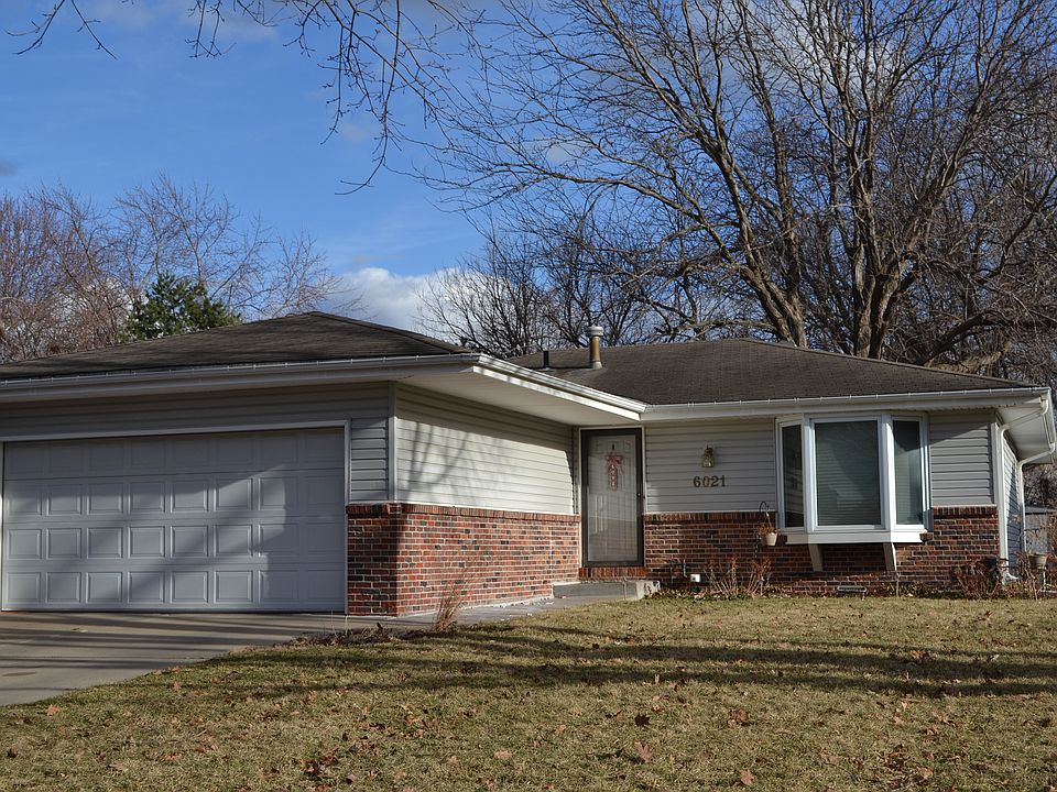 1st image of 6021 Dogwood Dr