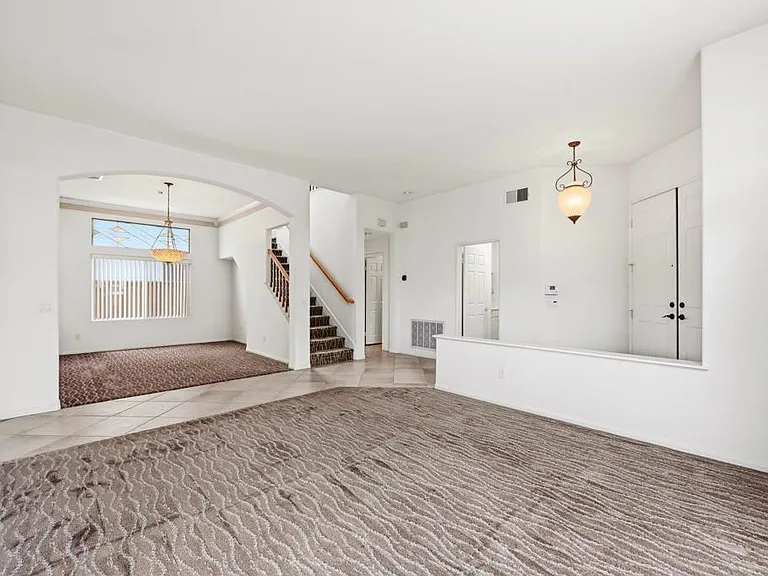 5643 Willowmere Ln — Photo 8