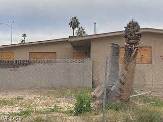 1st image of 2132 Houston Dr