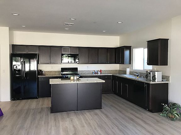 Open kitchen