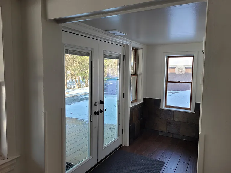 113 Tyler Dr — Photo 4