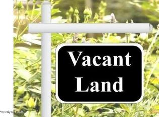 108 Torrey Pines Dr, Hazle Township, PA 18202
