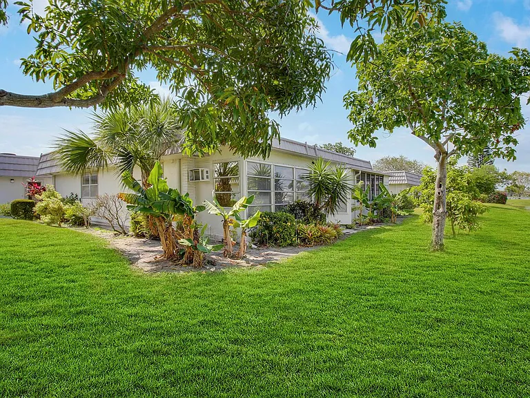 175 Valencia Dr #H — Photo 18