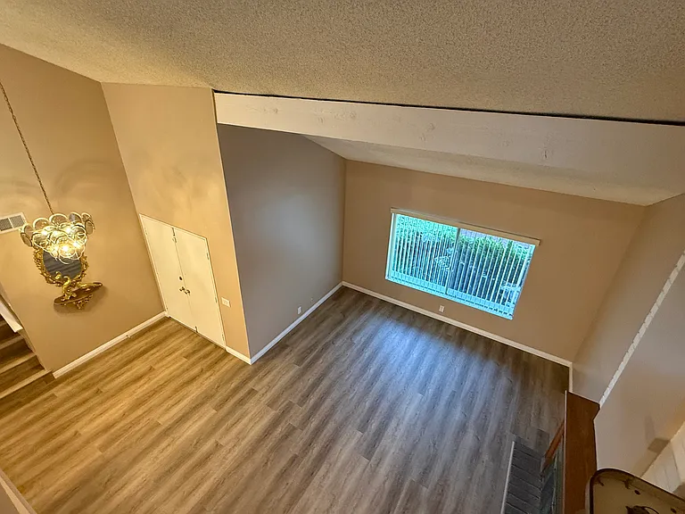 920 W Adams Ave — Photo 28
