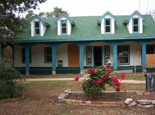 368 Riddle Rd, Cedar Creek, TX 78612