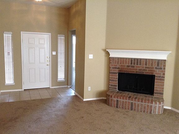 5th image of 413 Bretts Way