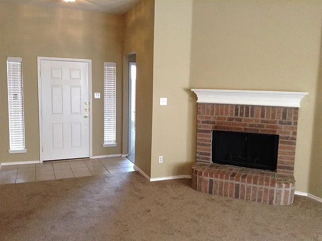 413 Bretts Way — Photo 5