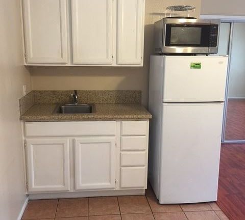 5th image of 115 S Broadway APT 2